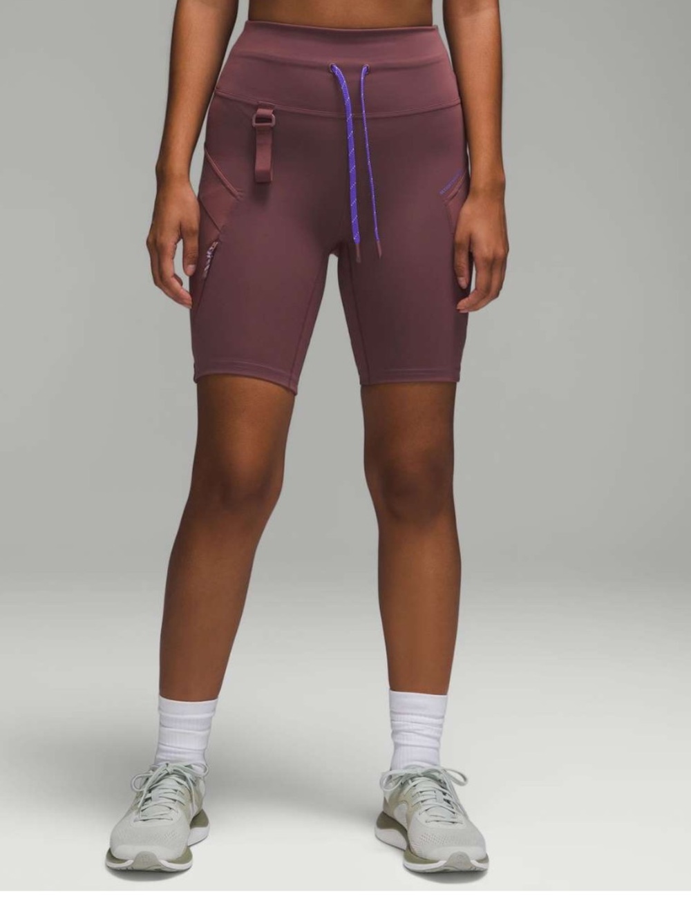Lululemon Cargo Super-High-Rise Hiking Short 8"
